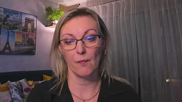 Snapshot of vanessa_chat chatting on February 16, 6:10 pm vanessa chat online show from February 16, 6:10 pm