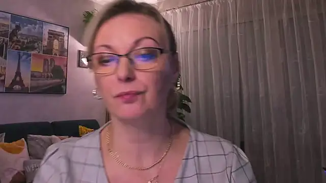 Snapshot of vanessa_chat chatting on February 26, 8:44 pm vanessa chat online show from February 26, 8:44 pm