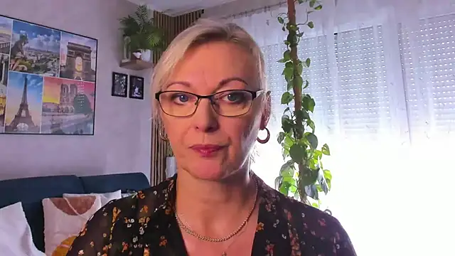 Snapshot of vanessa_chat chatting on September 10, 1:22 pm vanessa chat online show from September 10, 1:22 pm