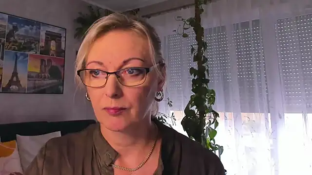 Snapshot of vanessa_chat chatting on September 30, 1:27 pm vanessa chat online show from September 30, 1:27 pm