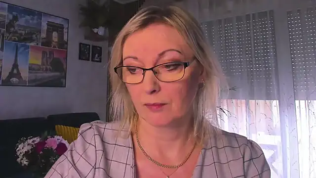 vanessa chat online show from February 16, 2:24 pm