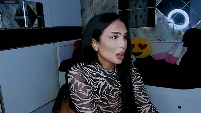 Snapshot of mistress_meryem chatting on September 9, 10:53 pm mistress meryem online show from September 9, 10:53 pm