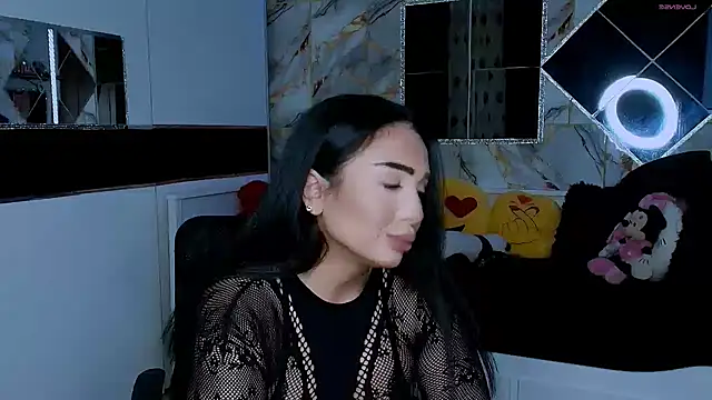 Snapshot of mistress_meryem chatting on November 7, 12:54 am mistress meryem online show from November 7, 12:54 am