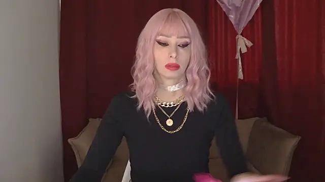 WhiteQueen888 online show from February 23, 9:11 am