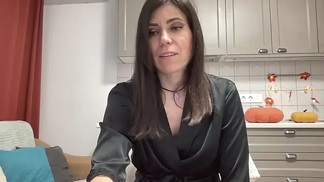 HotyWinter online show from November 1, 4:47 am