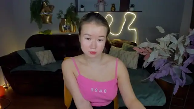 Snapshot of PollyOcean chatting on November 26, 9:43 am PollyOcean online show from November 26, 9:43 am