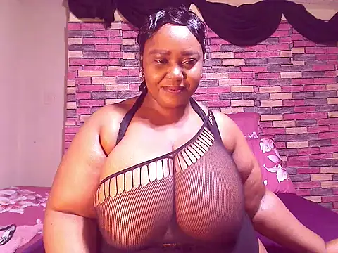 Snapshot of BustySavita chatting on December 8, 1:24 am BustySavita online show from December 8, 1:24 am