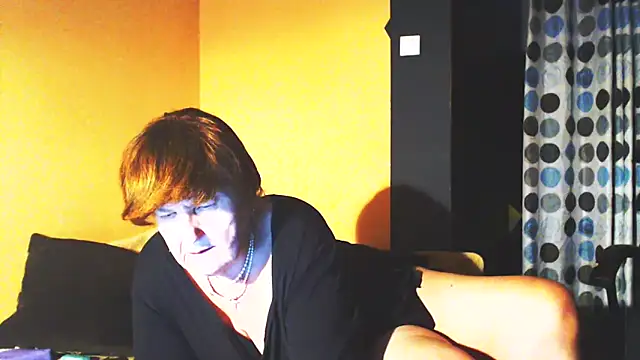 MioritaHard online show from March 2, 4:32 pm