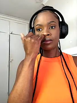 LuciousLips96 online show from September 25, 9:46 am