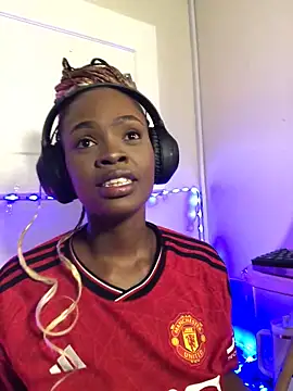 LuciousLips96 online show from October 19, 6:08 pm