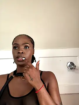 LuciousLips96 online show from January 8, 9:11 am