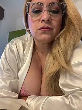 x elena x online show from February 11, 8:48 am