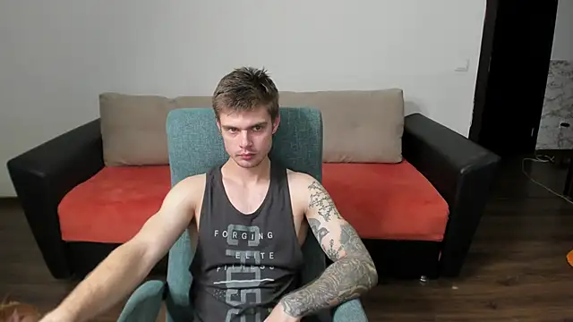 maks wolfis online show from December 26, 2:22 am