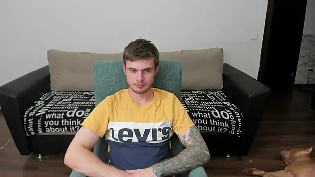 maks wolfis online show from January 9, 10:09 pm