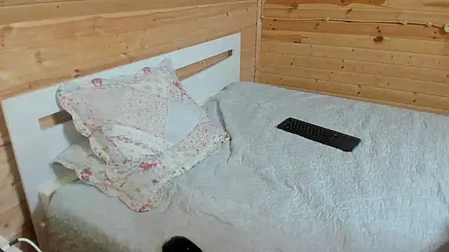 maks wolfis online show from March 21, 1:13 am