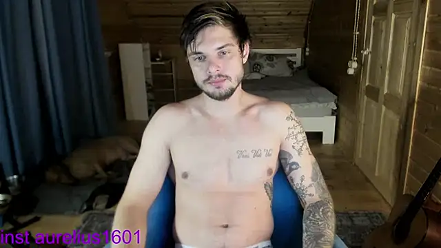 maks wolfis online show from September 19, 9:37 pm