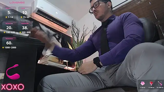 Snapshot of randyluke chatting on December 16, 5:07 pm randyluke online show from December 16, 5:07 pm