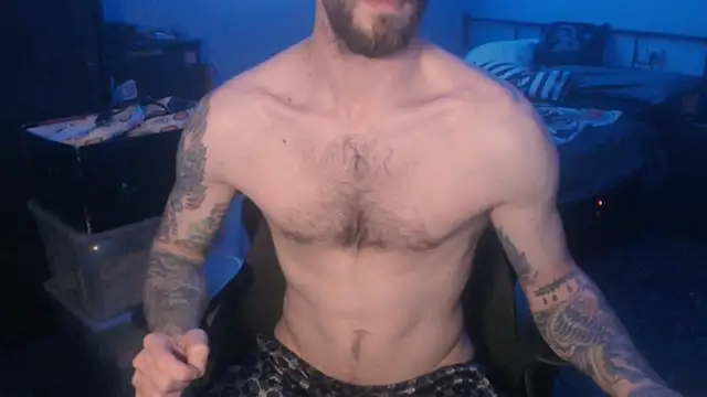 Snapshot of SexxxyLouis chatting on March 12, 9:24 pm SexxxyLouis online show from March 12, 9:24 pm