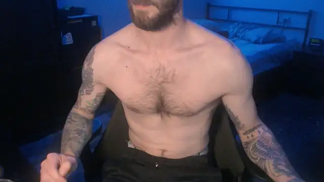 Snapshot of SexxxyLouis chatting on March 21, 1:01 pm SexxxyLouis online show from March 21, 1:01 pm