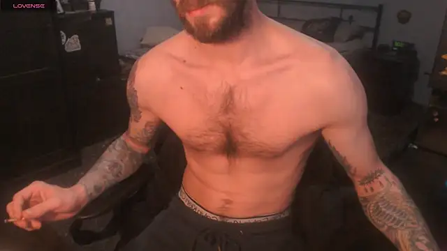 Snapshot of SexxxyLouis chatting on November 30, 12:09 pm SexxxyLouis online show from November 30, 12:09 pm