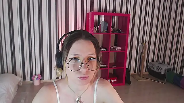 Snapshot of _Hanna_Moon_ chatting on January 30, 7:39 am Hanna Moon online show from January 30, 7:39 am