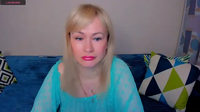 EllenMoore online show from July 2, 3:06 am