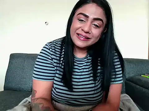 Snapshot of indianishkq7 chatting on July 10, 12:30 pm indianishkq7 online show from July 10, 12:30 pm