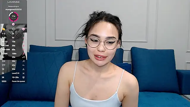 kwana colada online show from February 26, 3:41 pm