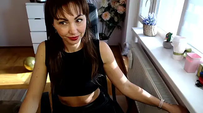 Snapshot of Jyssika chatting on February 19, 9:06 am Jyssika online show from February 19, 9:06 am