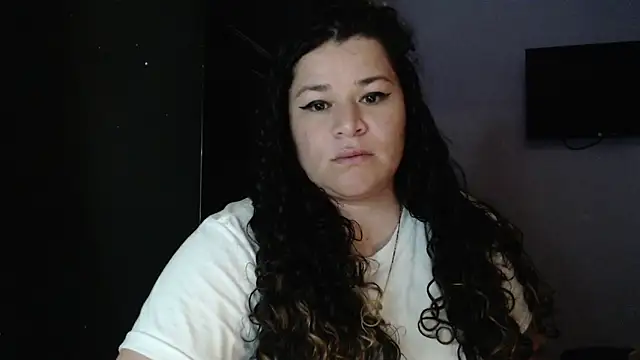 ANGELIQUE KLANE online show from February 21, 7:01 am