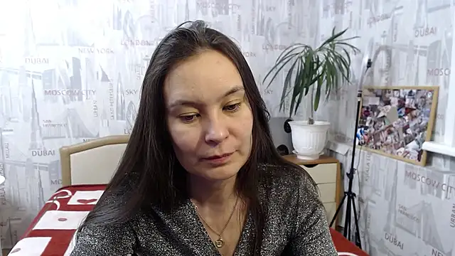 GinaQSoul online show from February 5, 2:05 pm