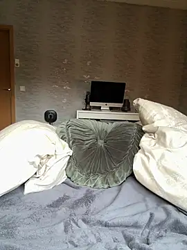 Carmen Monroe online show from March 13, 11:50 am