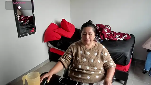 Brenda Berck  online show from July 11, 4:43 pm