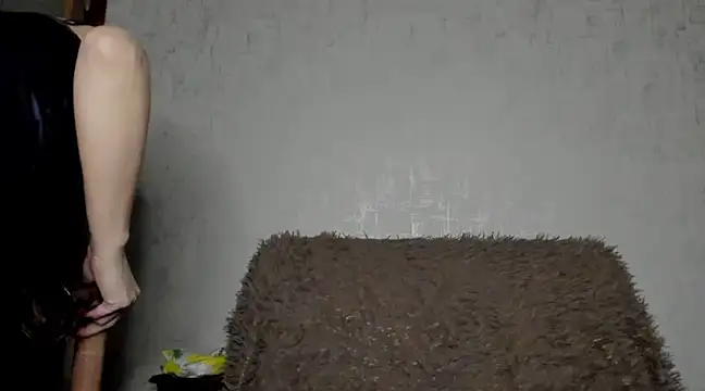 Snapshot of MissGulia chatting on February 12, 12:37 am MissGulia online show from February 12, 12:37 am