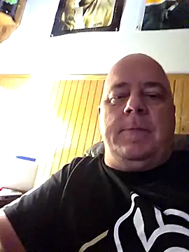 Snapshot of horny4you1 chatting on November 2, 9:50 pm horny4you1 online show from November 2, 9:50 pm