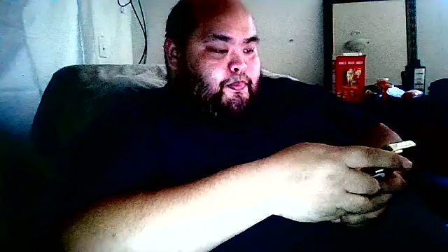 Snapshot of Pantychubs69 chatting on February 1, 7:12 pm Pantychubs69 online show from February 1, 7:12 pm