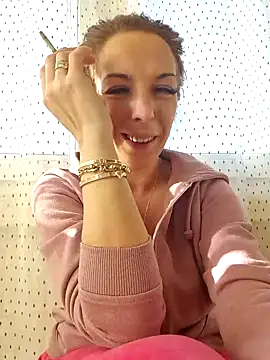 Almmaxxxx online show from January 8, 8:27 am