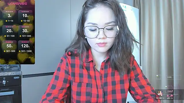 Snapshot of azure_moon2 chatting on September 19, 8:31 pm azure moon2 online show from September 19, 8:31 pm