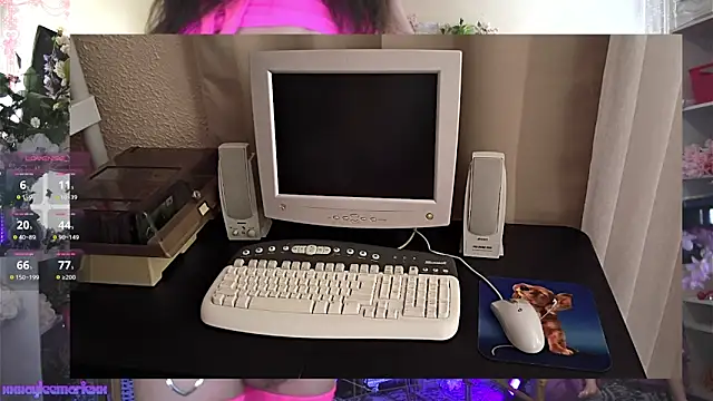 Snapshot of xxhayleemariexx chatting on June 29, 2:40 am xxhayleemariexx online show from June 29, 2:40 am