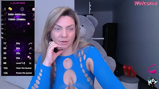 KristiOwen online show from March 23, 6:26 am