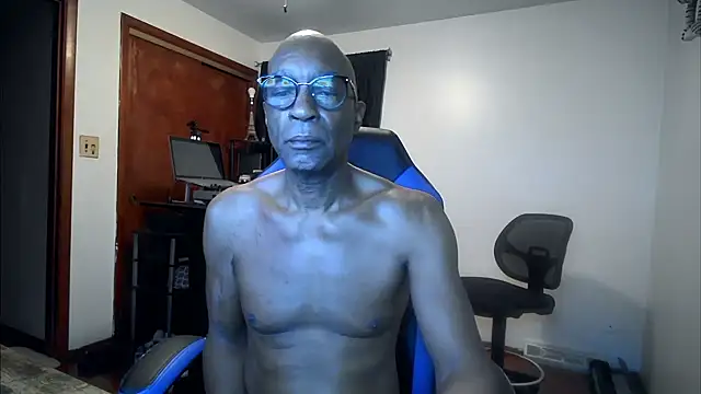 longdick4you8686 online show from October 23, 10:47 am