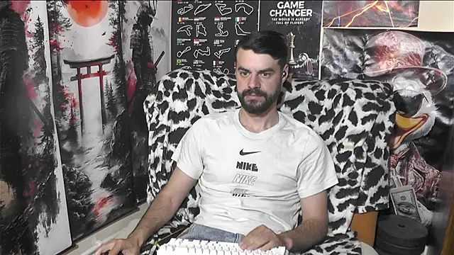 00george online show from May 4, 5:14 am