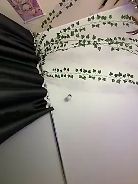 Remiliya online show from March 13, 4:45 pm