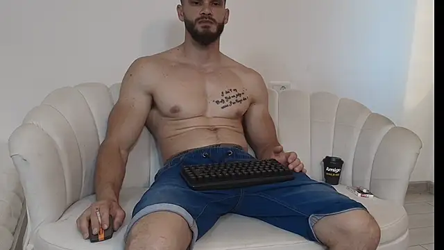MauroTwin online show from June 20, 4:54 pm