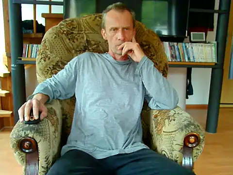 Snapshot of xxBareBabyxx chatting on October 6, 9:51 am xxBareBabyxx online show from October 6, 9:51 am