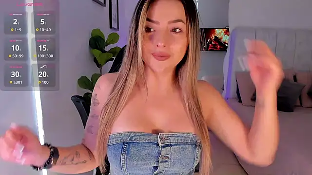 AmyWood online show from June 16, 3:14 pm