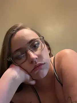 Esmerelda69 online show from November 28, 5:26 pm