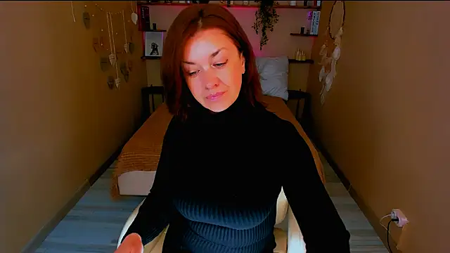 Snapshot of AnaMills chatting on November 15, 10:12 am AnaMills online show from November 15, 10:12 am