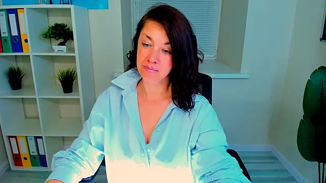 AnaMills online show from June 14, 2:24 am