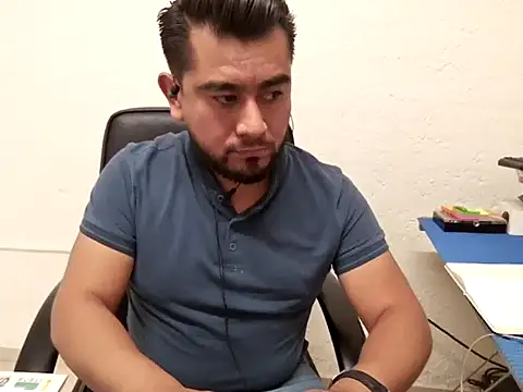 youmanhorny online show from June 2, 6:43 pm